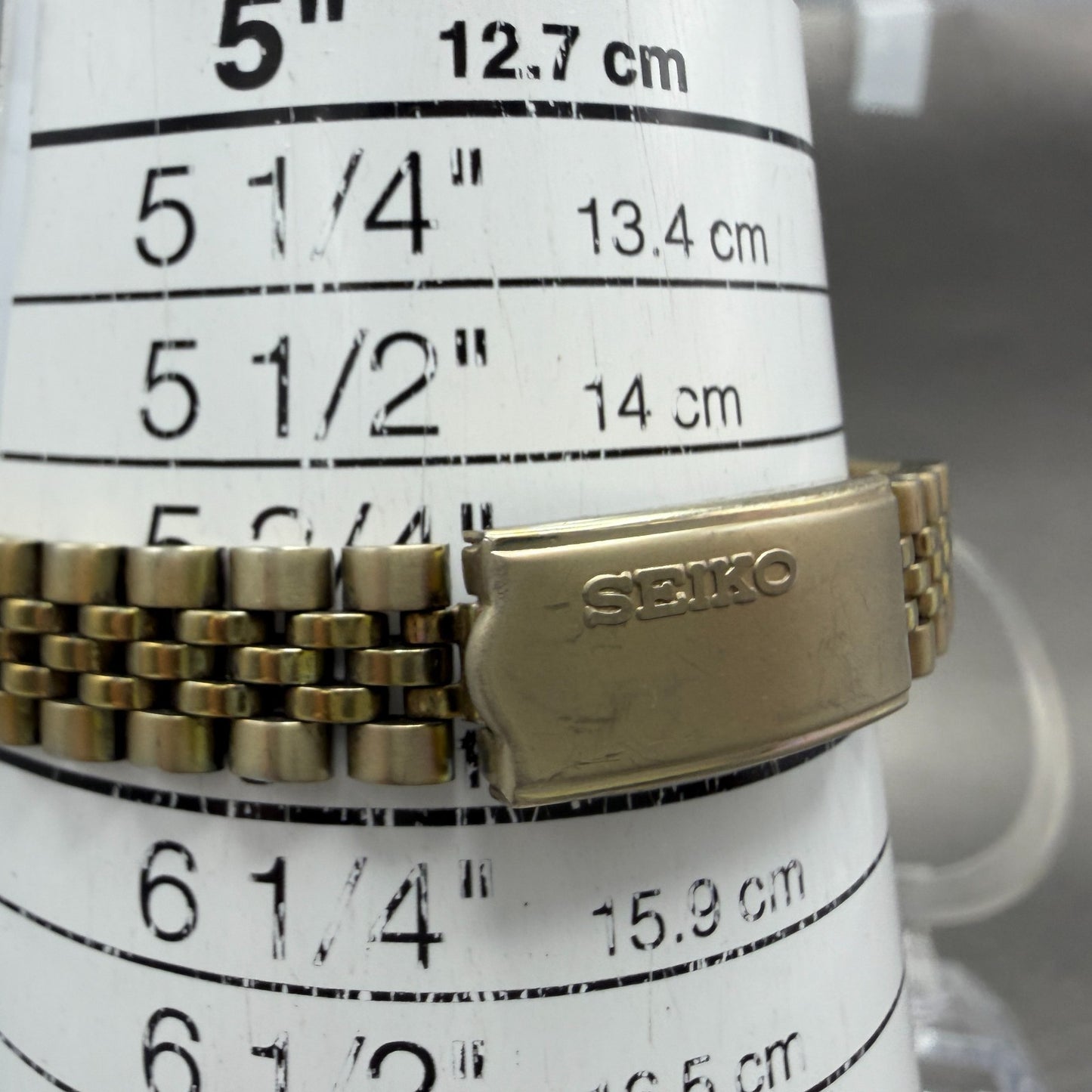 Seiko Watch Women 24mm Champagne Dial Gold Tone Daydate Round 7N83-0049 New Bat910