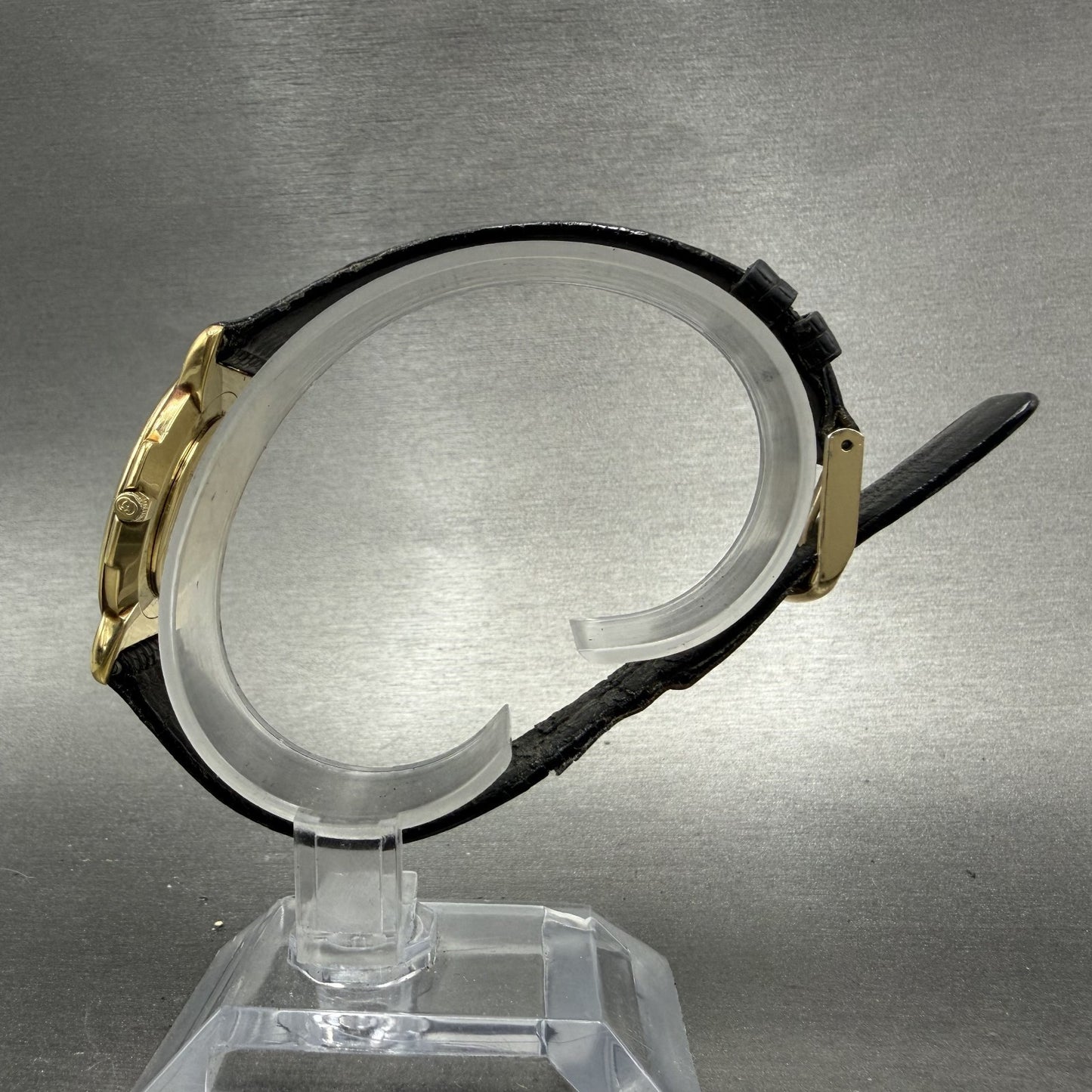 Gucci Watch Men 31mm Black Dial Gold Tone Vintage Roman Numerals 3400F PARTS7