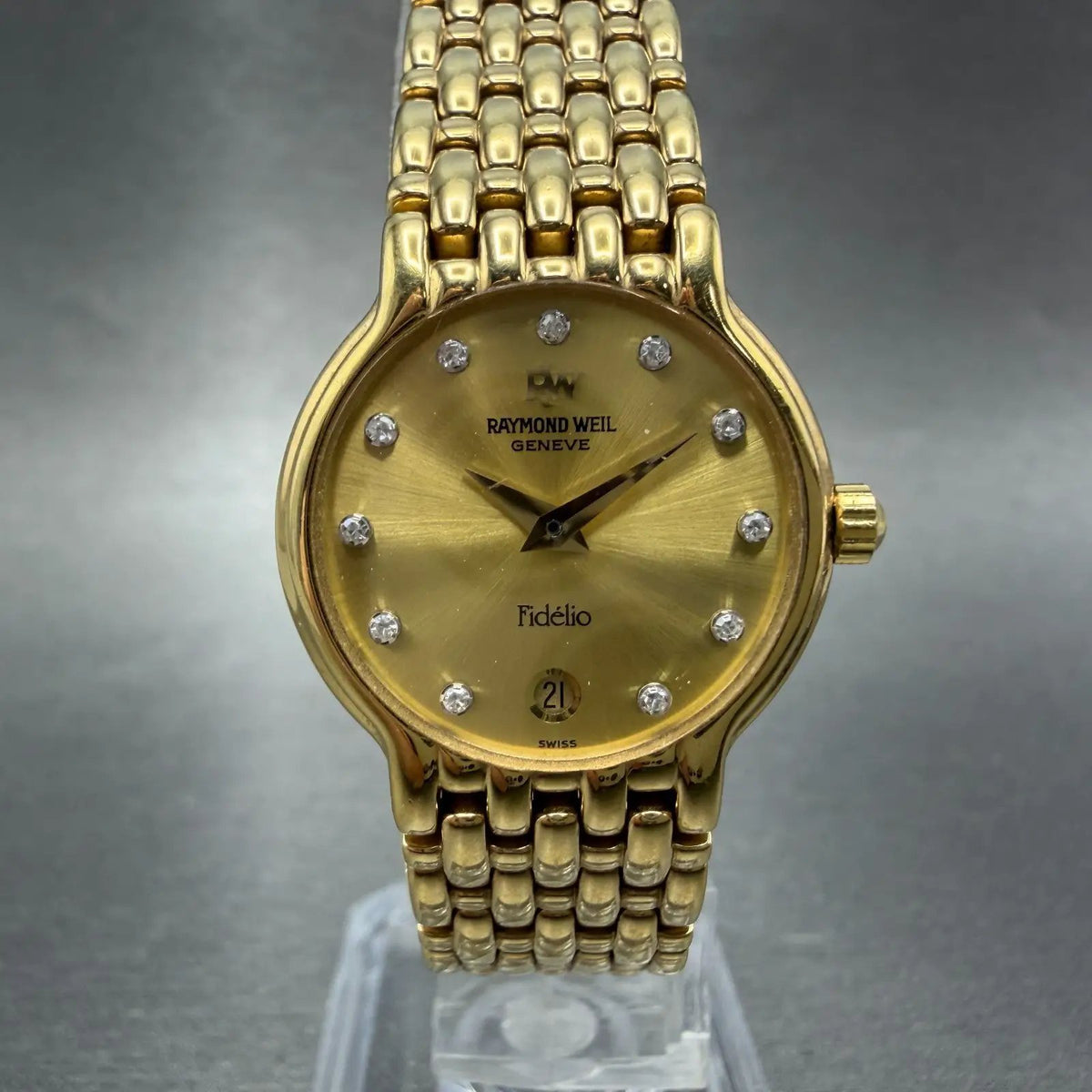 Raymond Weil Fidelio Watch Women 24mm Champagne Dial Gold Date 4702 New Battery0