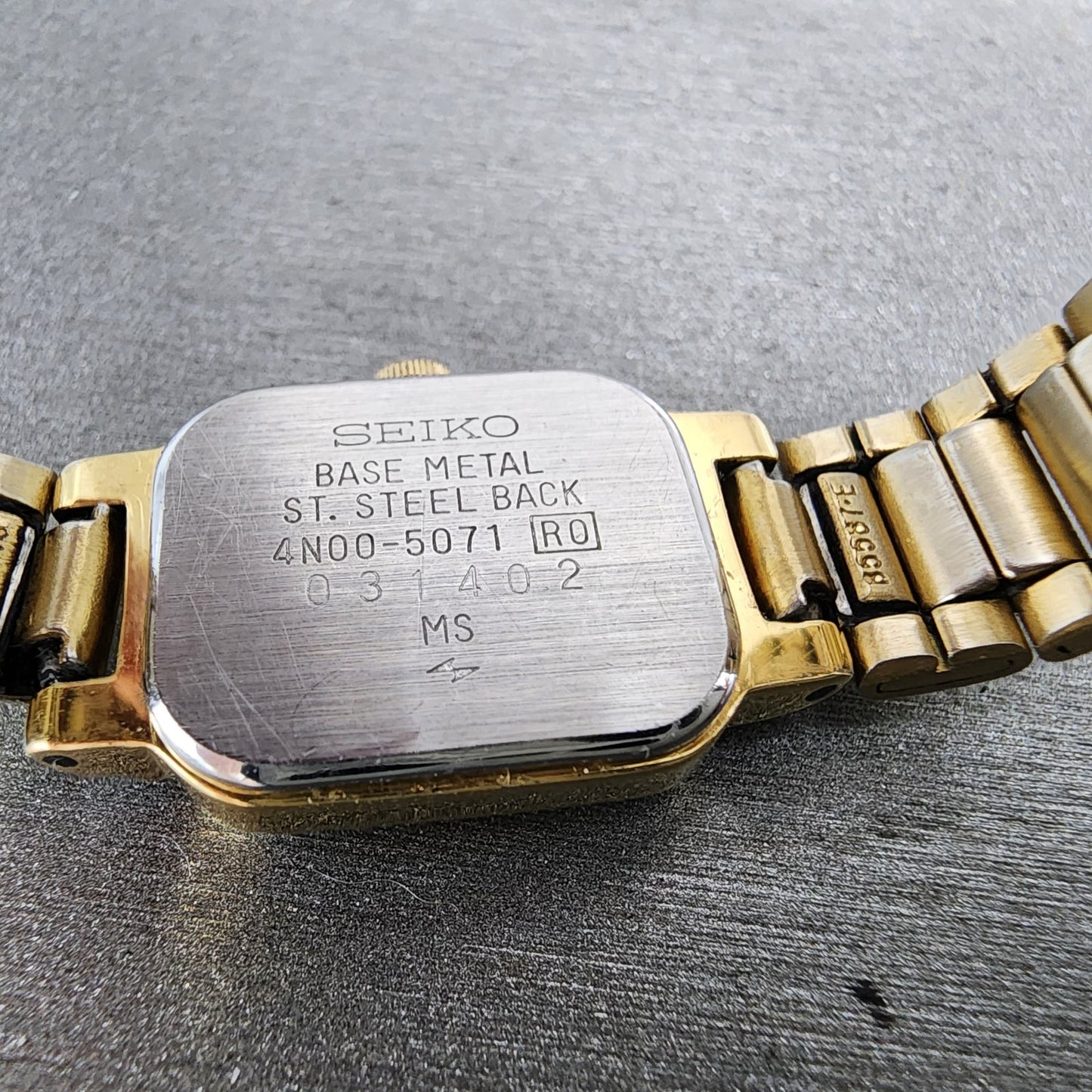 Seiko Watch Women 15mm Black Dial Gold Tone Octagon 4N005071 New Battery B1239
