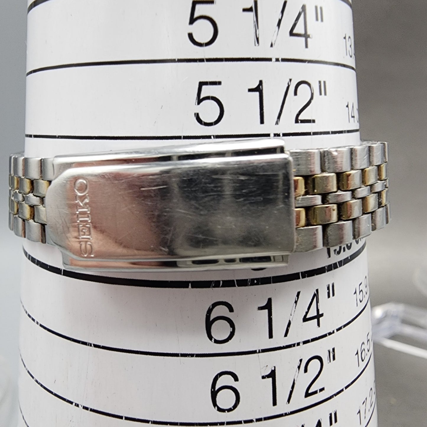Seiko Watch Women 23mm White Dial Two Tone Daydate 7n830011 New Battery ABC12310
