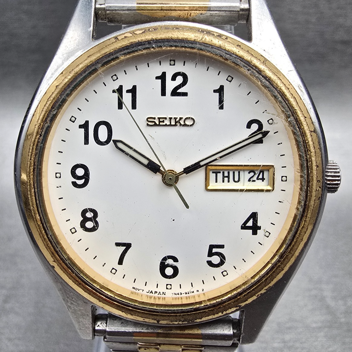Seiko Watch Men 36mm White Dial Two Tone Daydate Round 7N43-9048 New Battery1