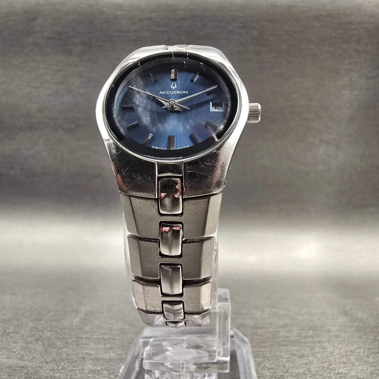 Bulova Accutron Watch Women 24mm Blue Dial Silver Tone Date Round 26M04 New Batt5