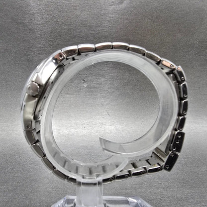 Movado Series 800 Watch Women 29mm MOP Dial Steel Date Diamonds New battery6