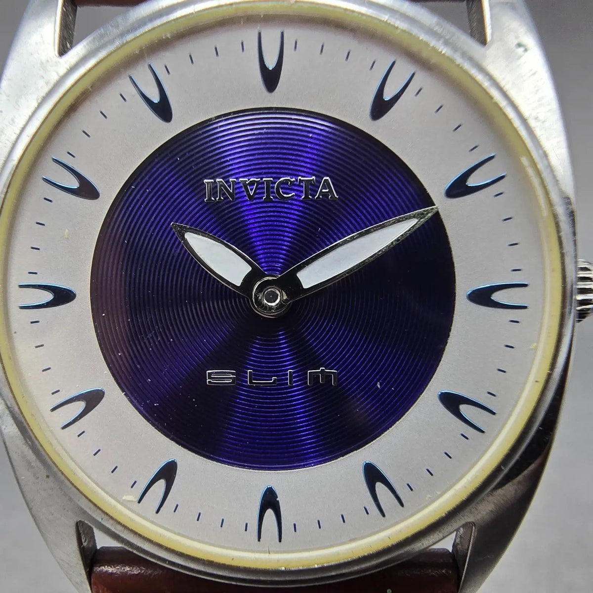 Invicta Slim Watch Women 30mm Blue Dial Silver Tone Round 5358 New Battery1