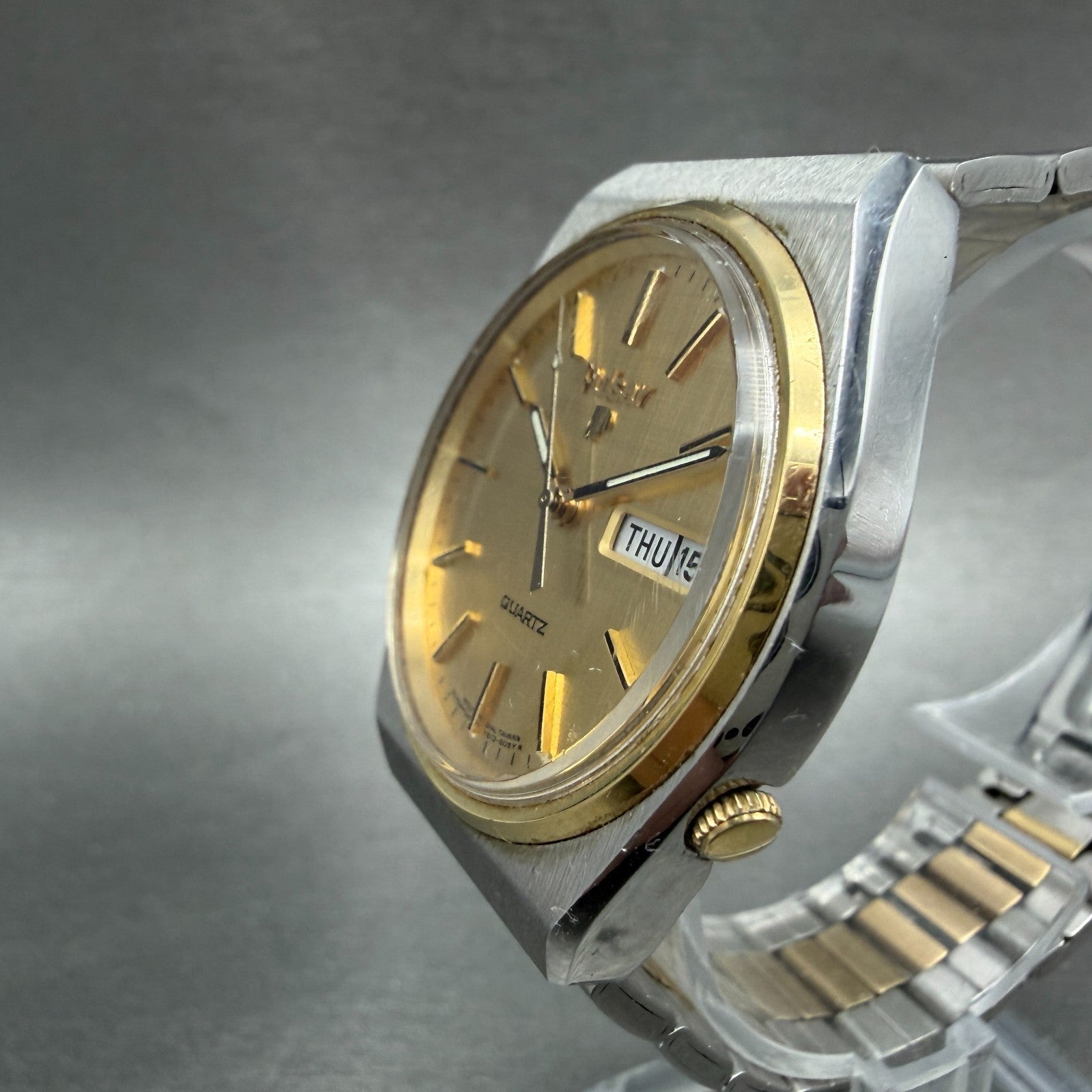 Seiko Pulsar Watch Men 36mm Champagne Dial Two Tone Daydate Y513-8259 NewBattery2