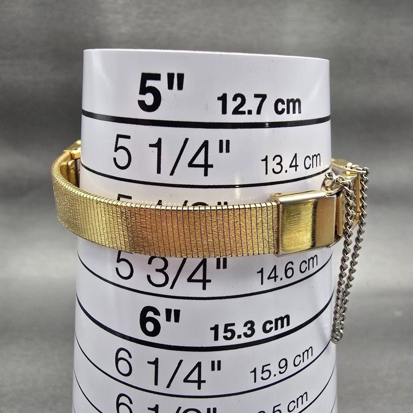 Seiko Tank Watch Women 12mm Black Dial Gold Tone Rectangle 2E20-5490 New Battery9