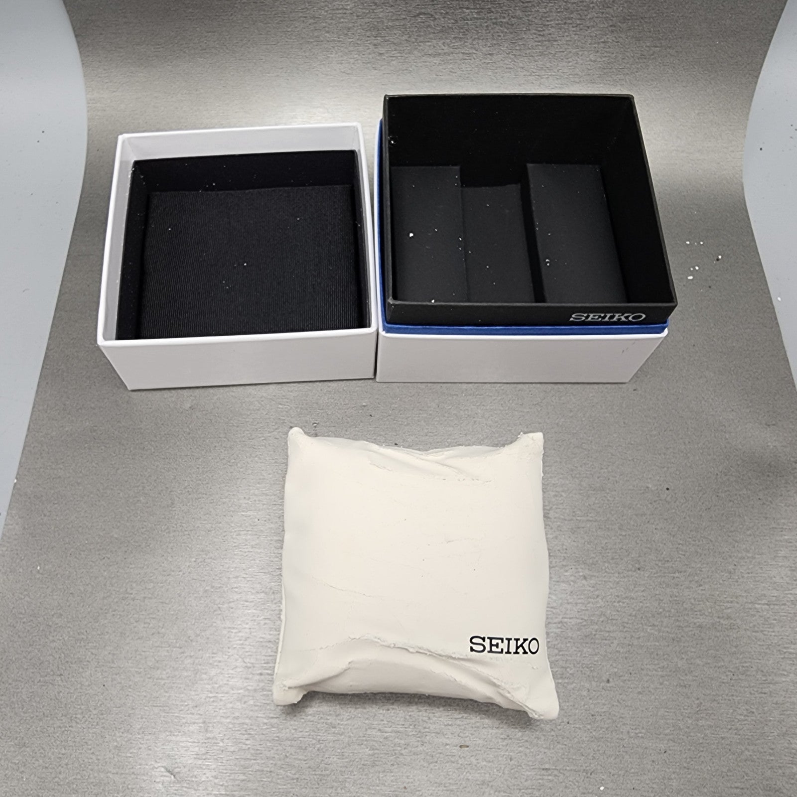 Seiko Watch Men 37mm Gray Dial Two Tone Daydate Round 7N439048 New Battery12