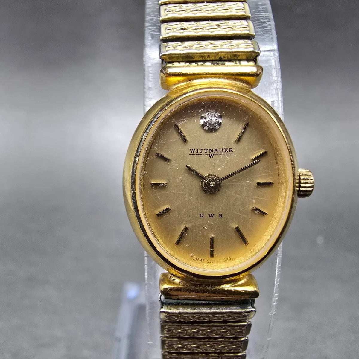 Wittnauer QWR Watch Women 17mm Gold Dial Gold Tone Oval New Battery VTG0
