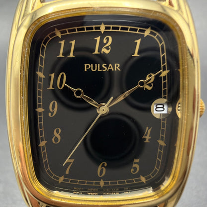 Pulsar Tank Watch Men 31mm Black Dial Gold Tone Date  SAMPLE PARTS2