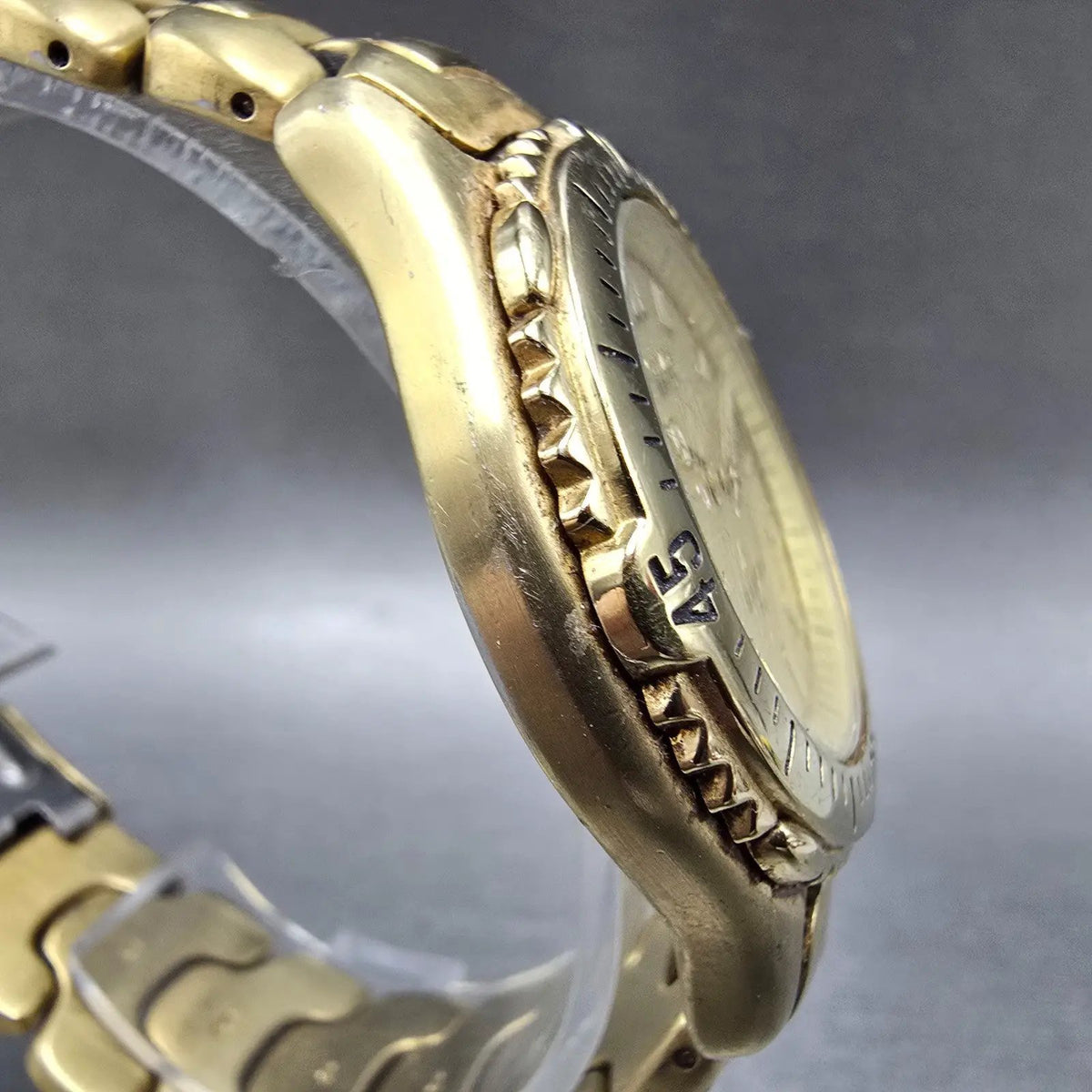 Citizen Solar Tech 180 Watch Men 38mm Gold Dial Gold Tone Date Round Works VTG3