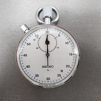 VTG Seiko Stopwatch 885021 Silver Tone White Dial Manual Wind Runs0