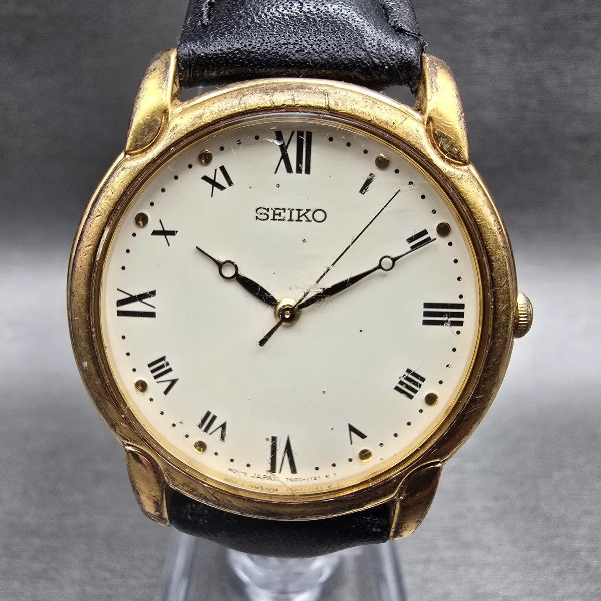Seiko Watch Men 33mm Ivory Dial Gold Tone Round 7N01-6799 New Battery Vintage1