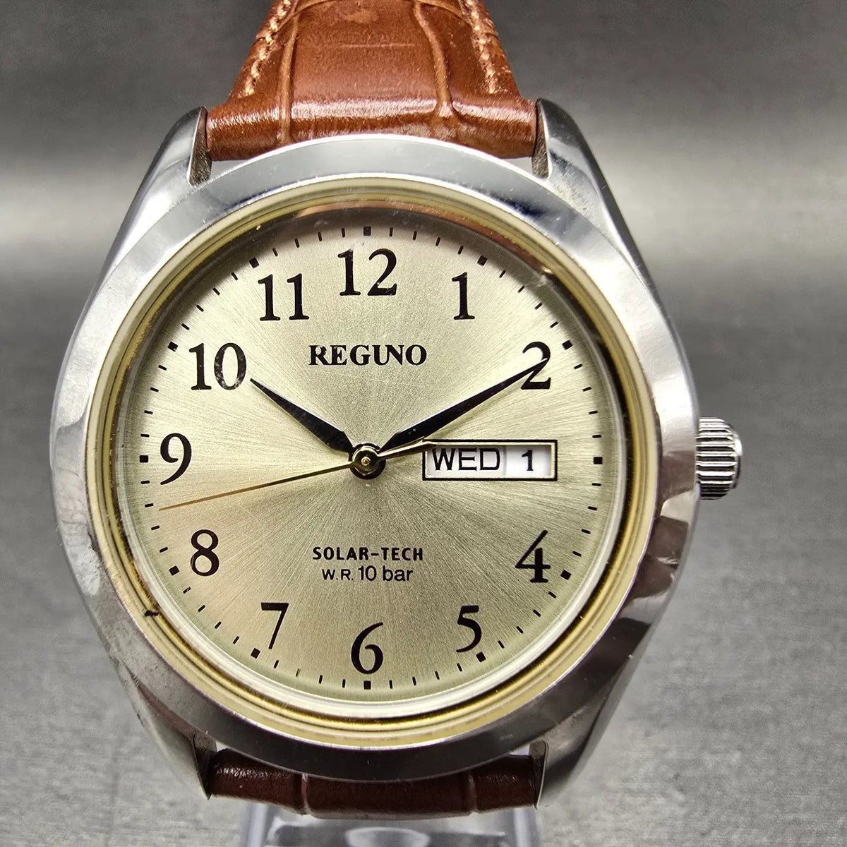 Citizen Reguno Solar Watch Men 38mm Champagne Dial Steel Daydate Round Runs0