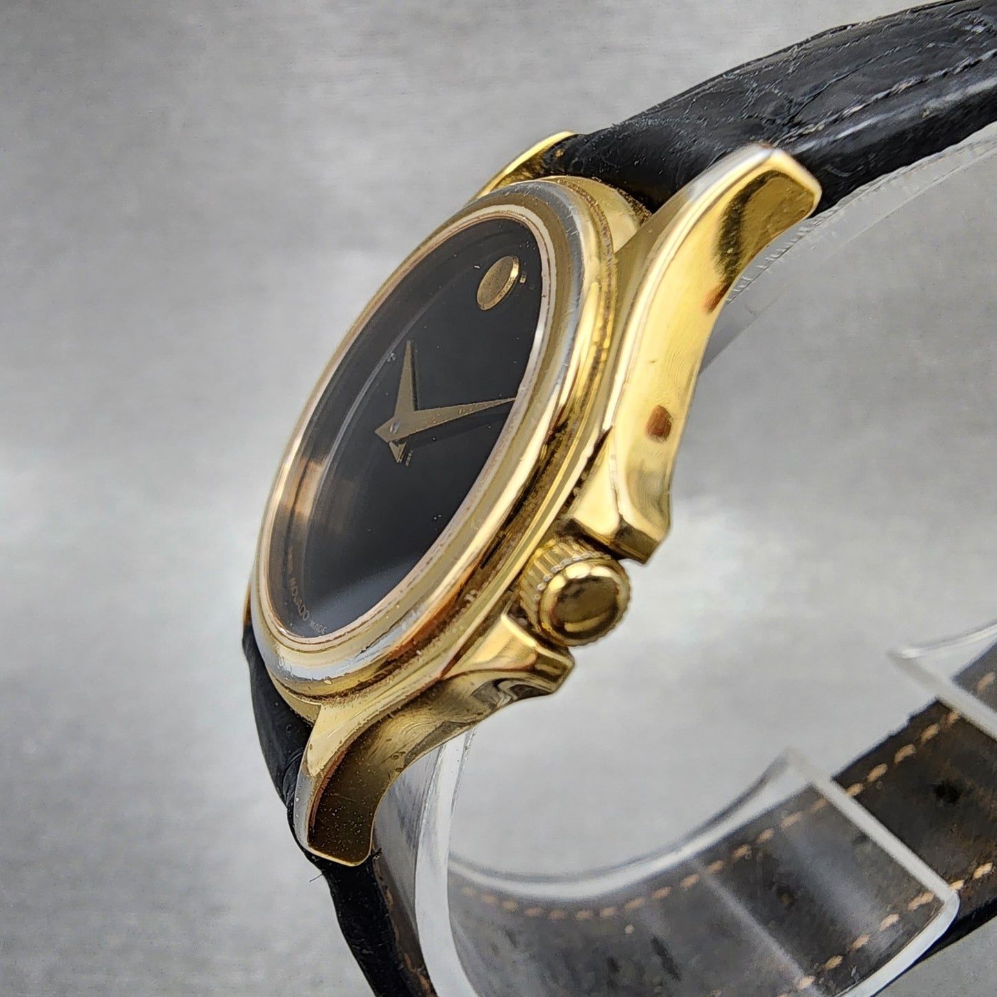 Movado Museum Watch Women 28mm Black Dial Gold Tone Round 87 E4 0823 New BattABC3