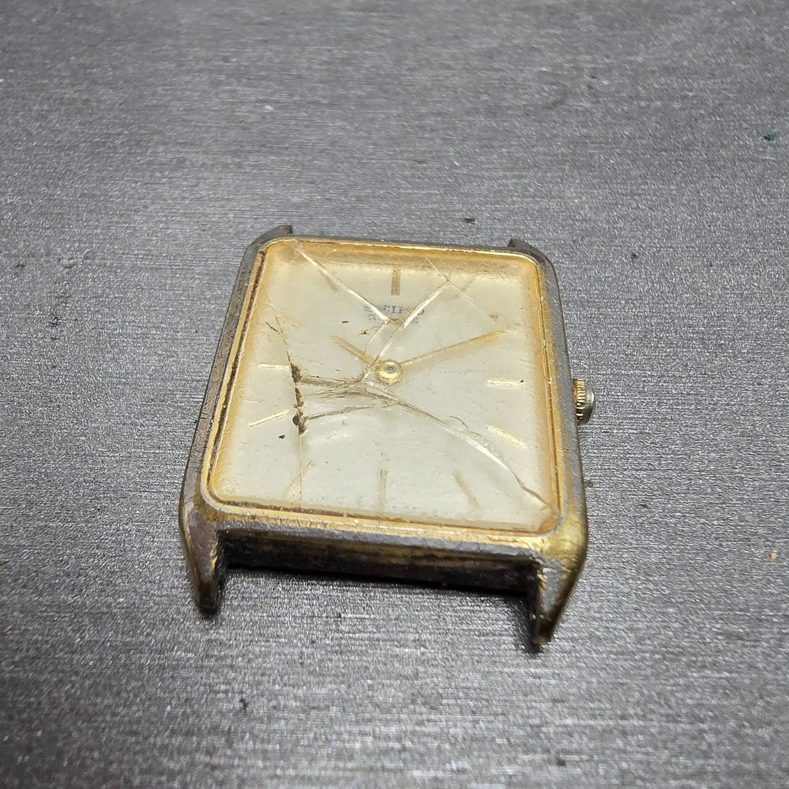 Seiko 5Y00A Quartz Movement Works W/Case And Hands Vintage6