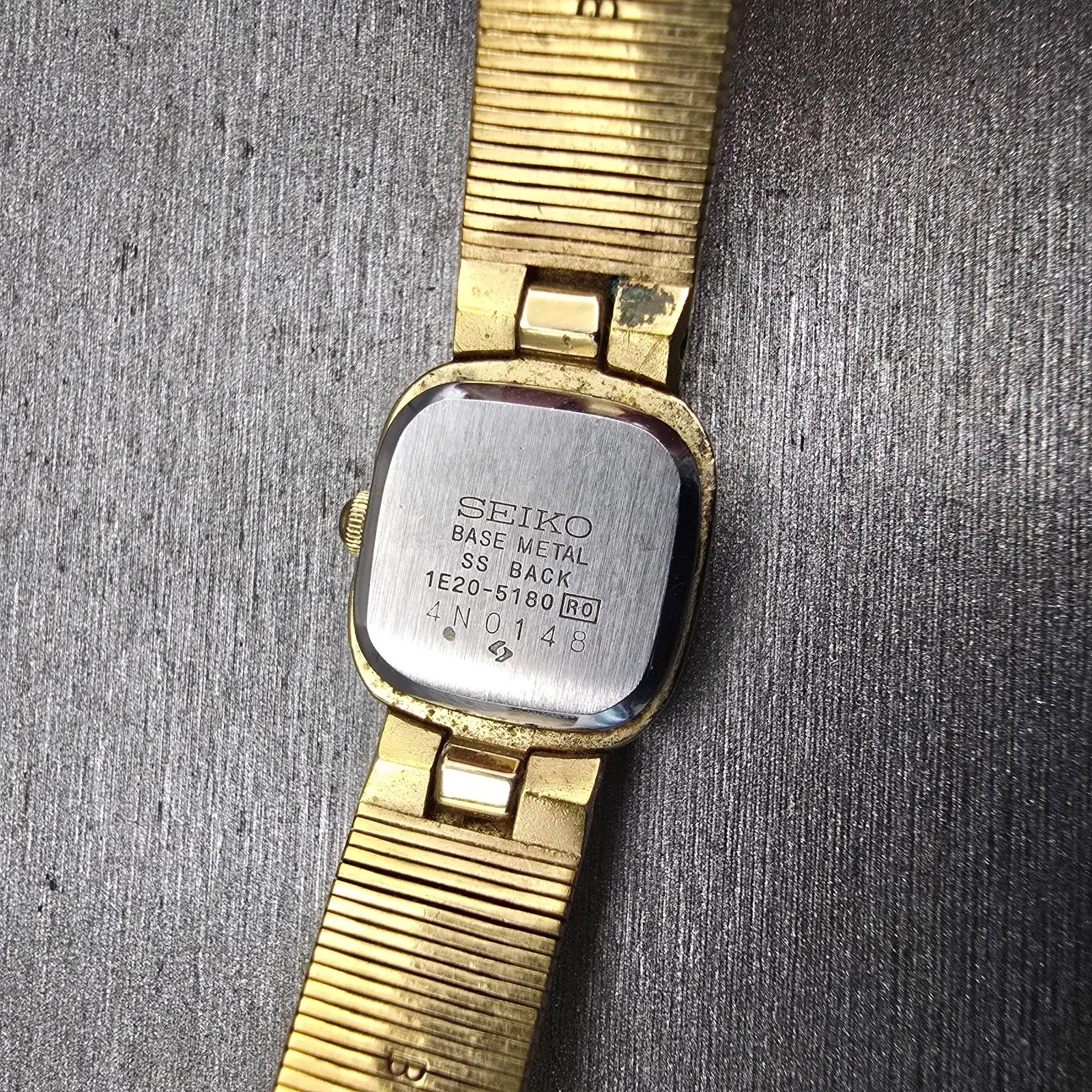 Seiko Watch Women 14mm Gold Dial Gold Tone Rectangle 1E20-5180 New Battery VTG10