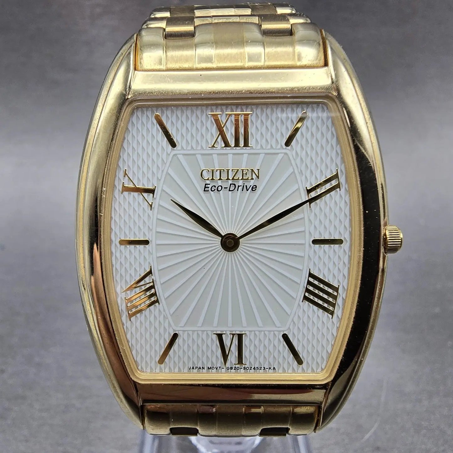 Citizen Eco-Drive Watch Men 33mm White Dial Gold Tone Rectangl G820-S012287 Runs0