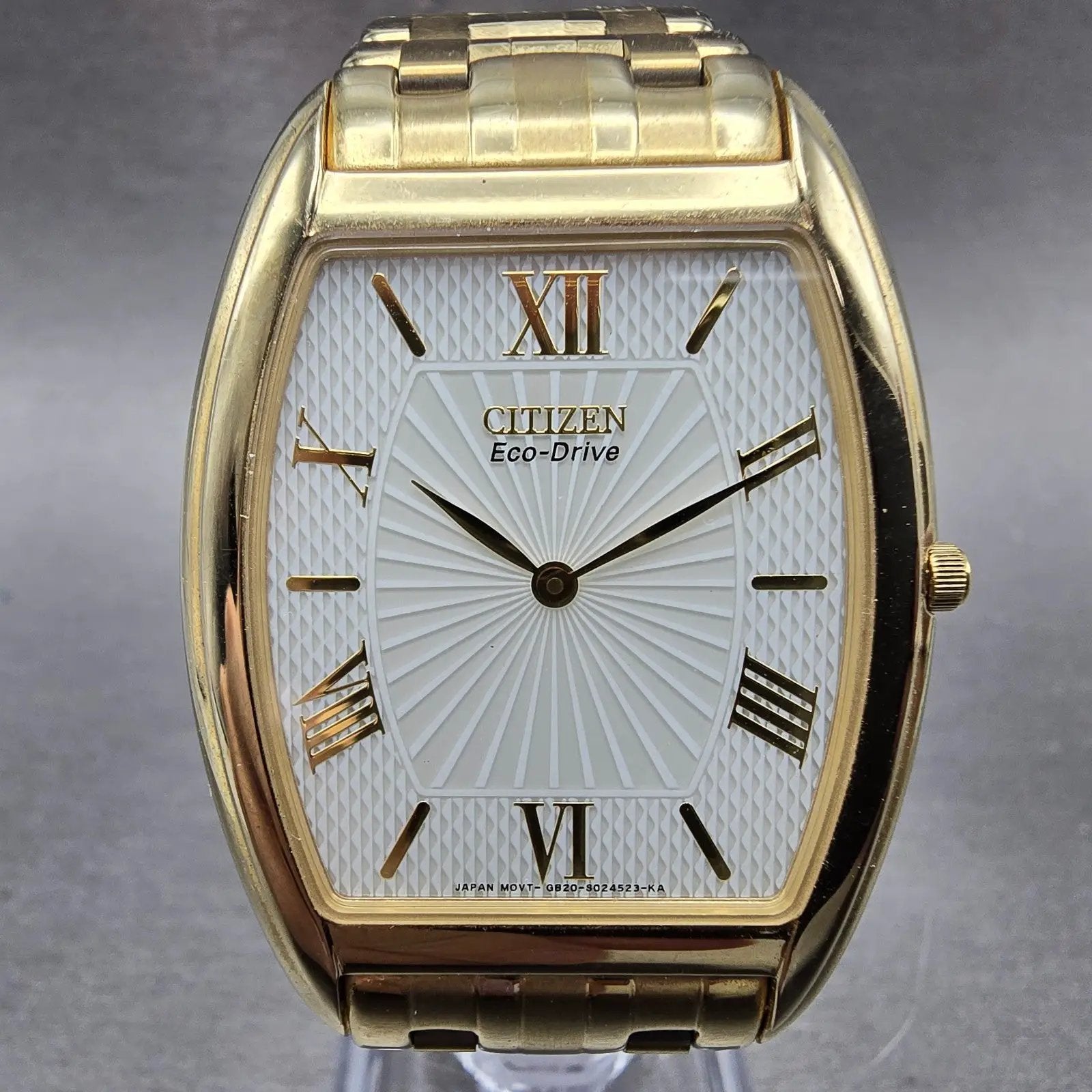 Citizen Eco-Drive Watch Men 33mm White Dial Gold Tone Rectangl G820-S012287 Runs0