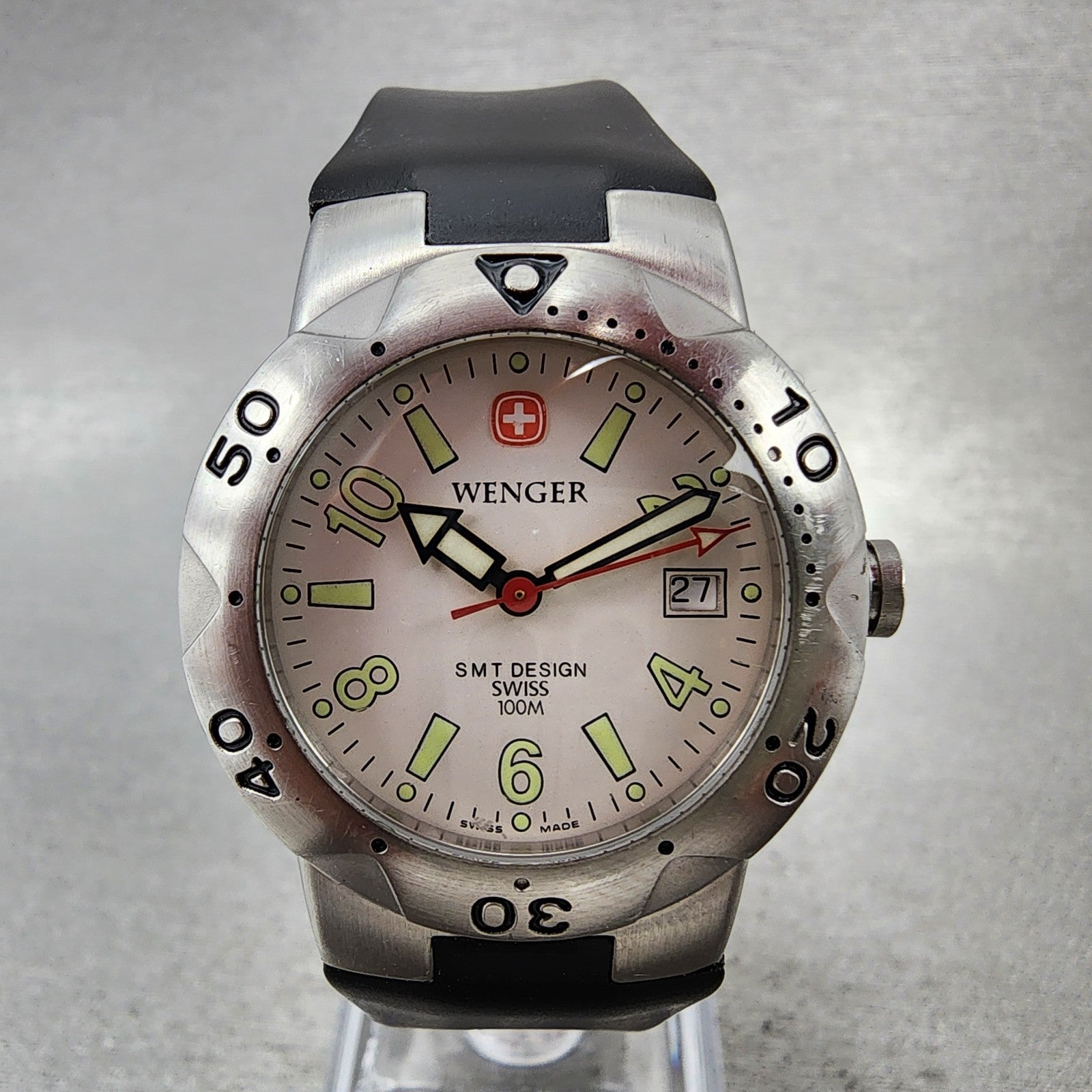 Wenger Dive Watch Women 30mm White Dial Steel Date SMT Round 093.0444 New Batt1