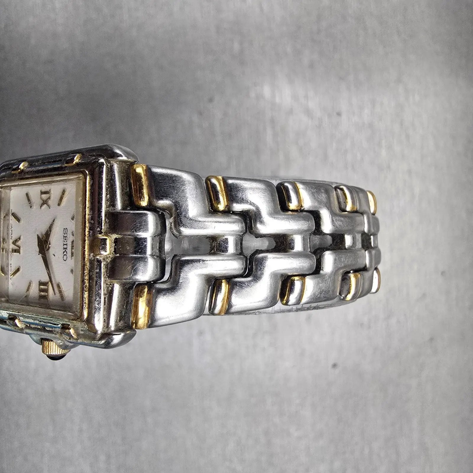 Seiko Watch Women 21mm White Dial Two Tone Rectangle 4N00-7049 New Battery VTG4