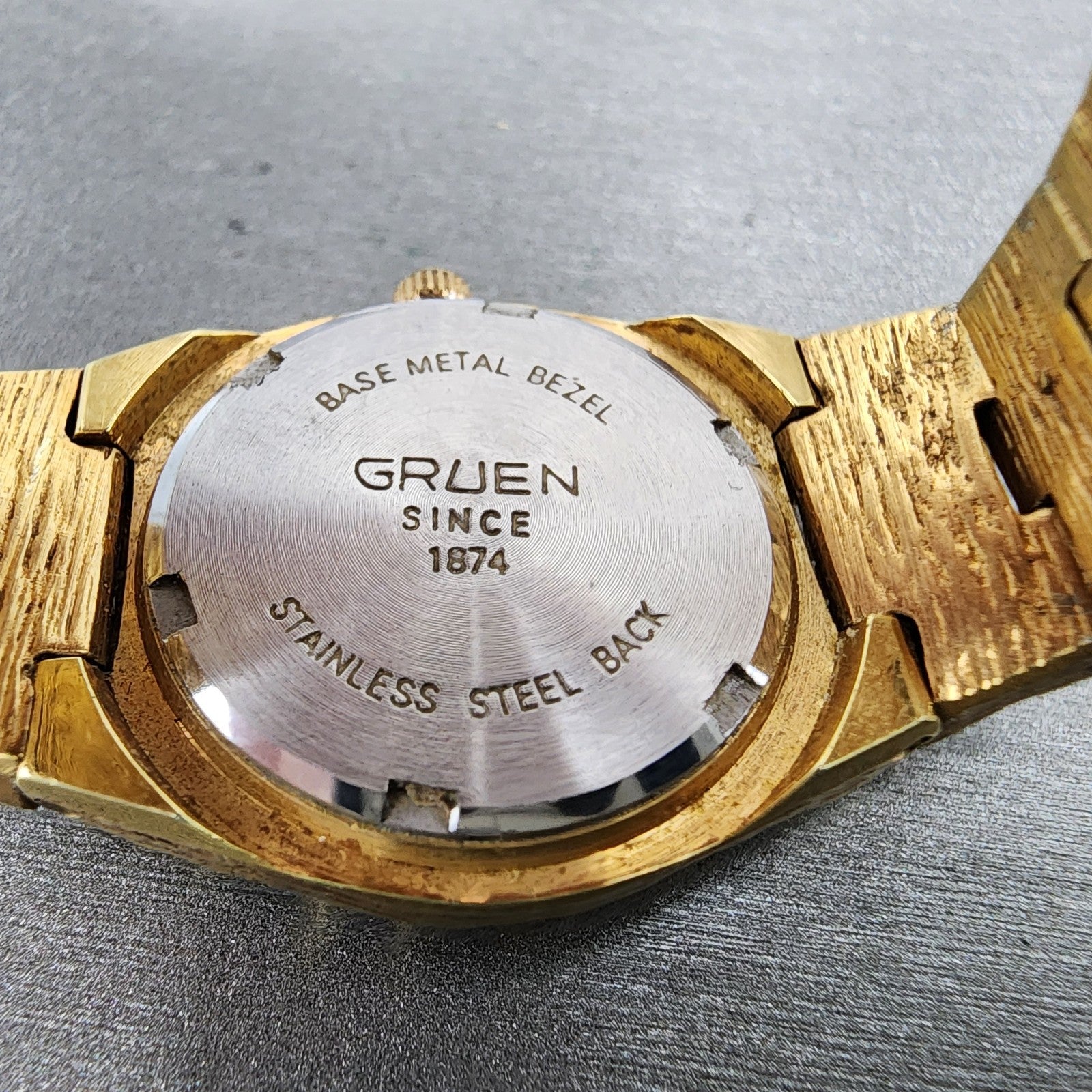 Gruen Watch Women 25mm Black Dial Gold Nugget Case Tone New Battery VTG10