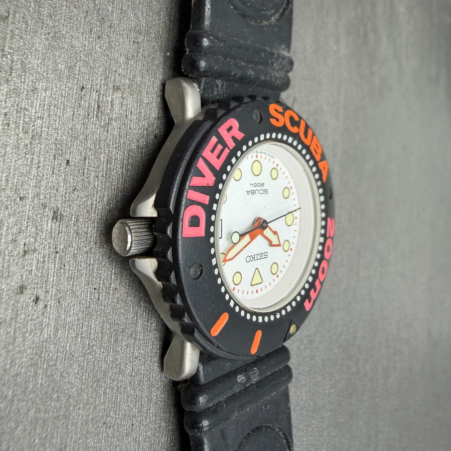 Seiko Scuba Dive Watch Men 38mm White Dial Silver Tone Date 5H25-6A1C NewBattery3