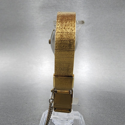 Seiko Watch Women 20mm White Dial Gold Tone Rectangle 26215120 New Battery7