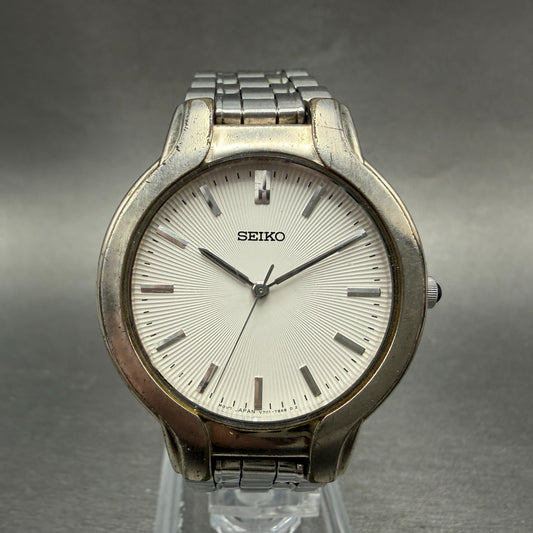 Seiko Watch Men 35mm White Dial Silver Tone Round V701-7A60 New Battery Vintage0