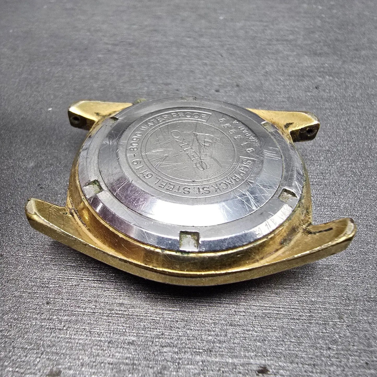Seiko 5 Automatic Watch men Silver Dial Gold Tone Daydate 6119-8090 PARTS VTG8