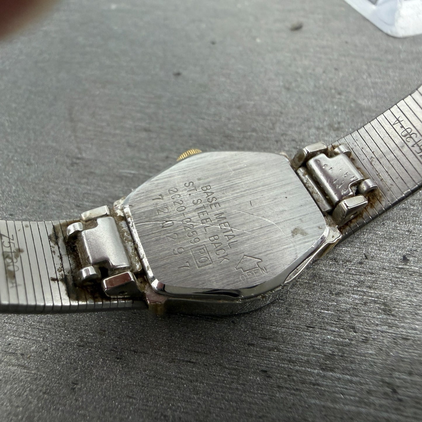 Seiko Watch Women 16mm Silver Dial Two Tone Round 2C20-0259 New Battery Vintage9