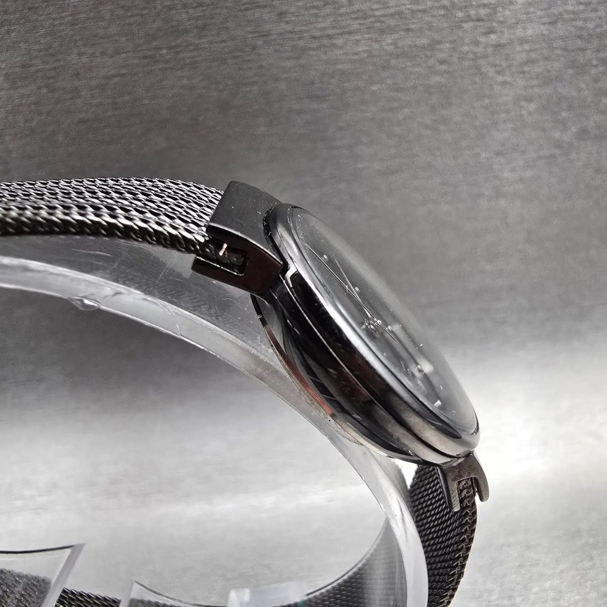 Skagen Watch Women 26mm Gray Dial Black Date Round 355SMM New Battery Mesh Band3