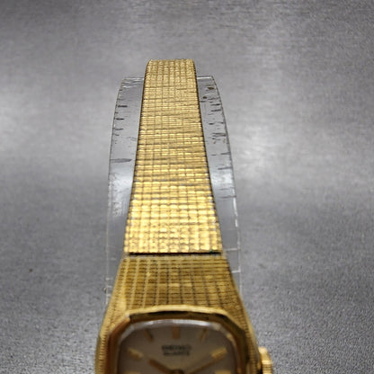 Seiko Watch Women 16mm Champagne Dial Gold Tone 2c205569 New Battery4