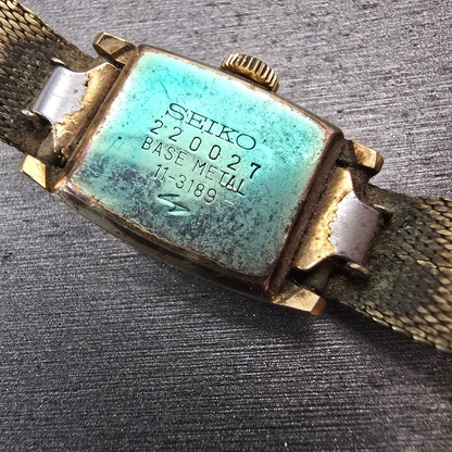 Seiko Tank Watch Women 15mm Champagne Dial Gold Rectangle 11-3189 Manual Wind10