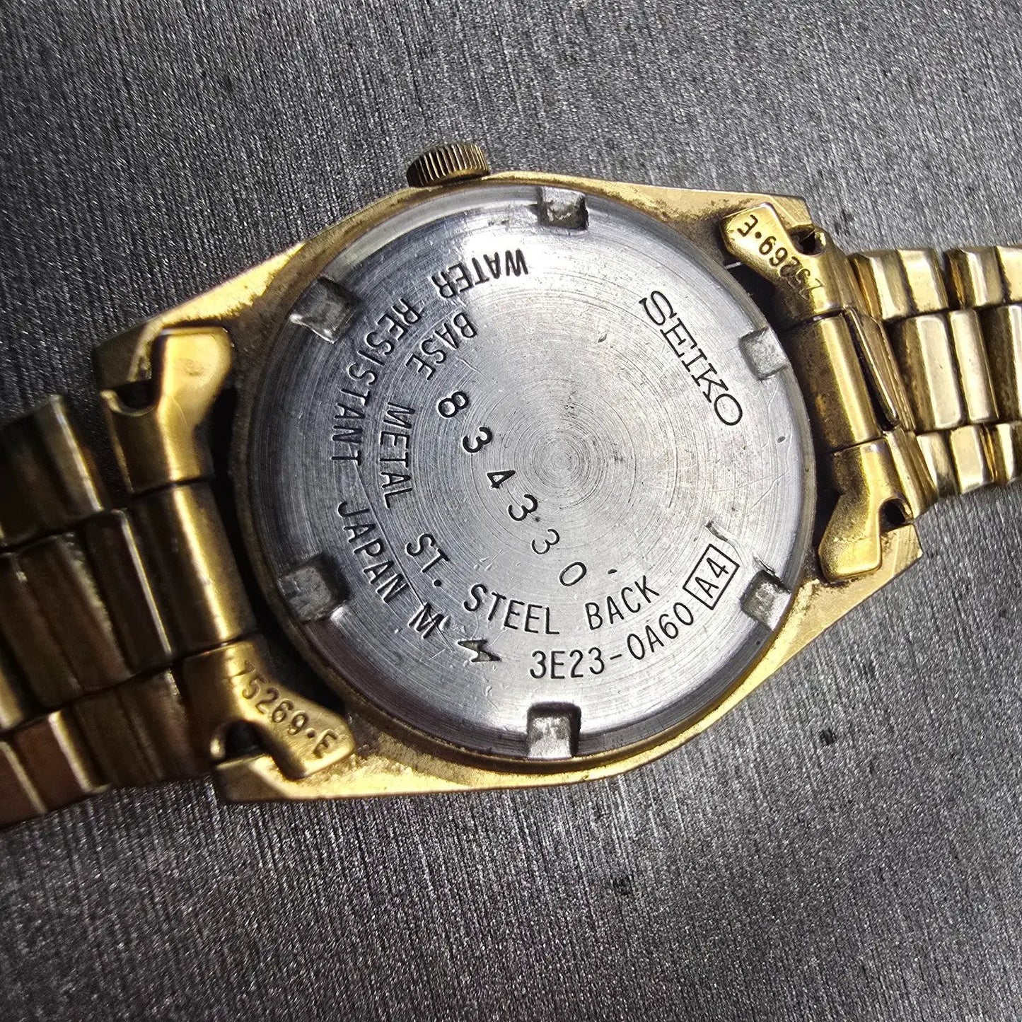 Seiko SQ Watch Women 24mm Gold Dial Gold Tone Daydate Round 3E23-0A60 New Batt10