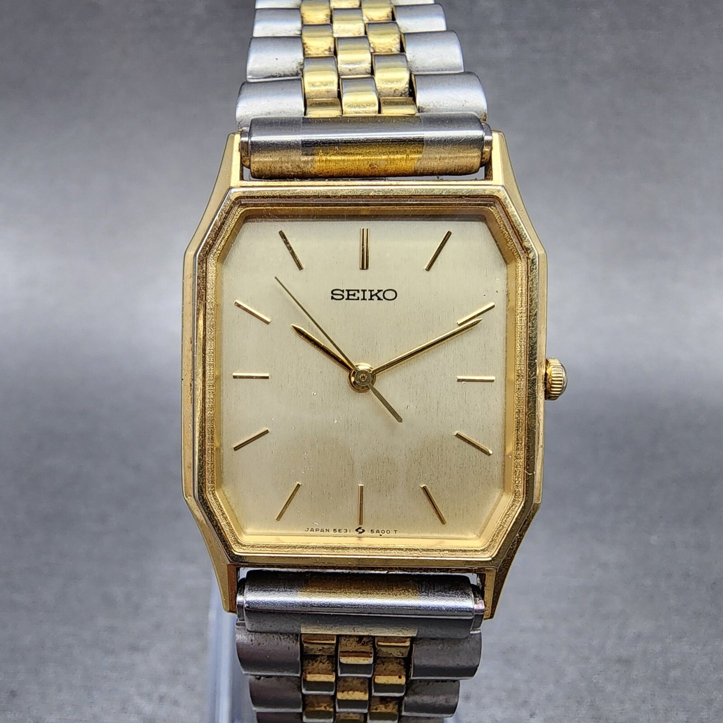 Seiko Tank Watch Men 25mm Champagne Dial Twotone Rectangle 5e315a00 New Battery0