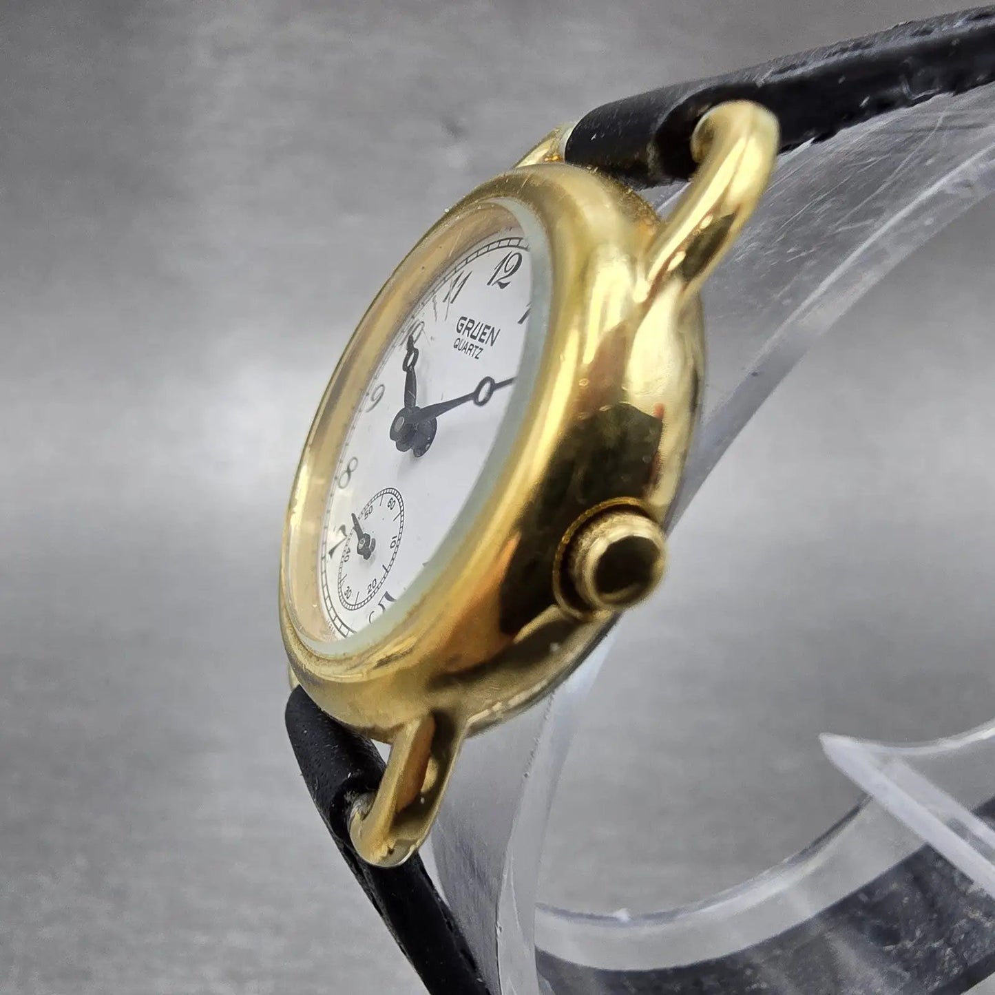 Gruen Watch Women 23mm White Dial Gold Tone Small Seconds Round New Battery2