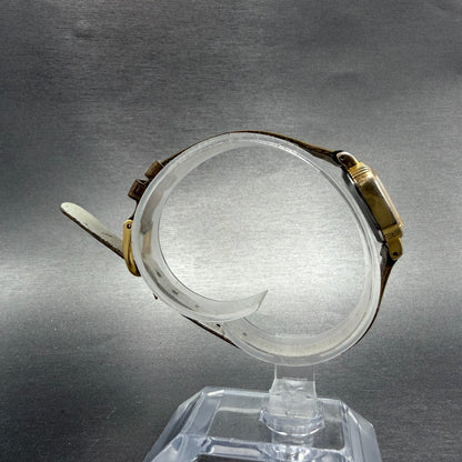 Seiko Watch Women 20mm Champagne Dial Gold Tone Rectangle 5421-5019 New Battery78
