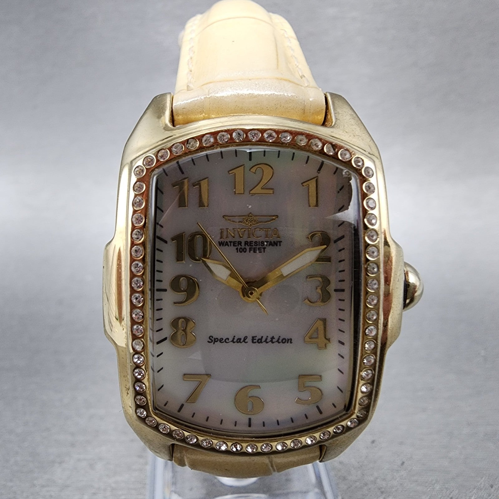 Invicta Lupah Watch Women 26mm MOP Dial Gold Tone Oval 0160 New Battery1