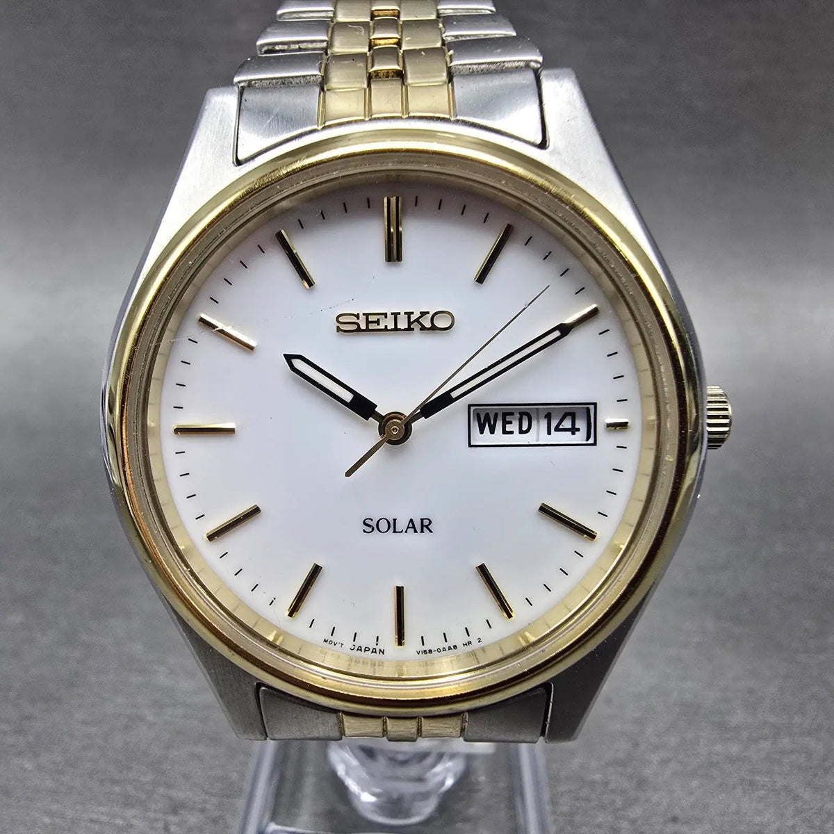 Seiko Solar Watch Men 37mm White Dial Two Tone Daydate Round V158-0AA0 Works 230