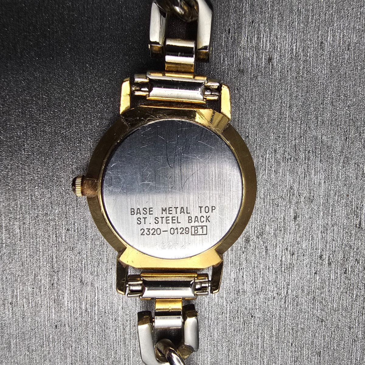 Seiko Watch Women 24mm Gold Dial Gold Tone Round 2320-0129 New Battery Vintage10