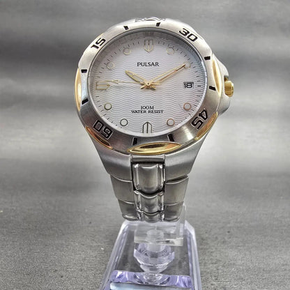 Seiko Pulsar Watch Men 39mm Silver Dial Two Tone Date Round VX42-X019 New Batt5