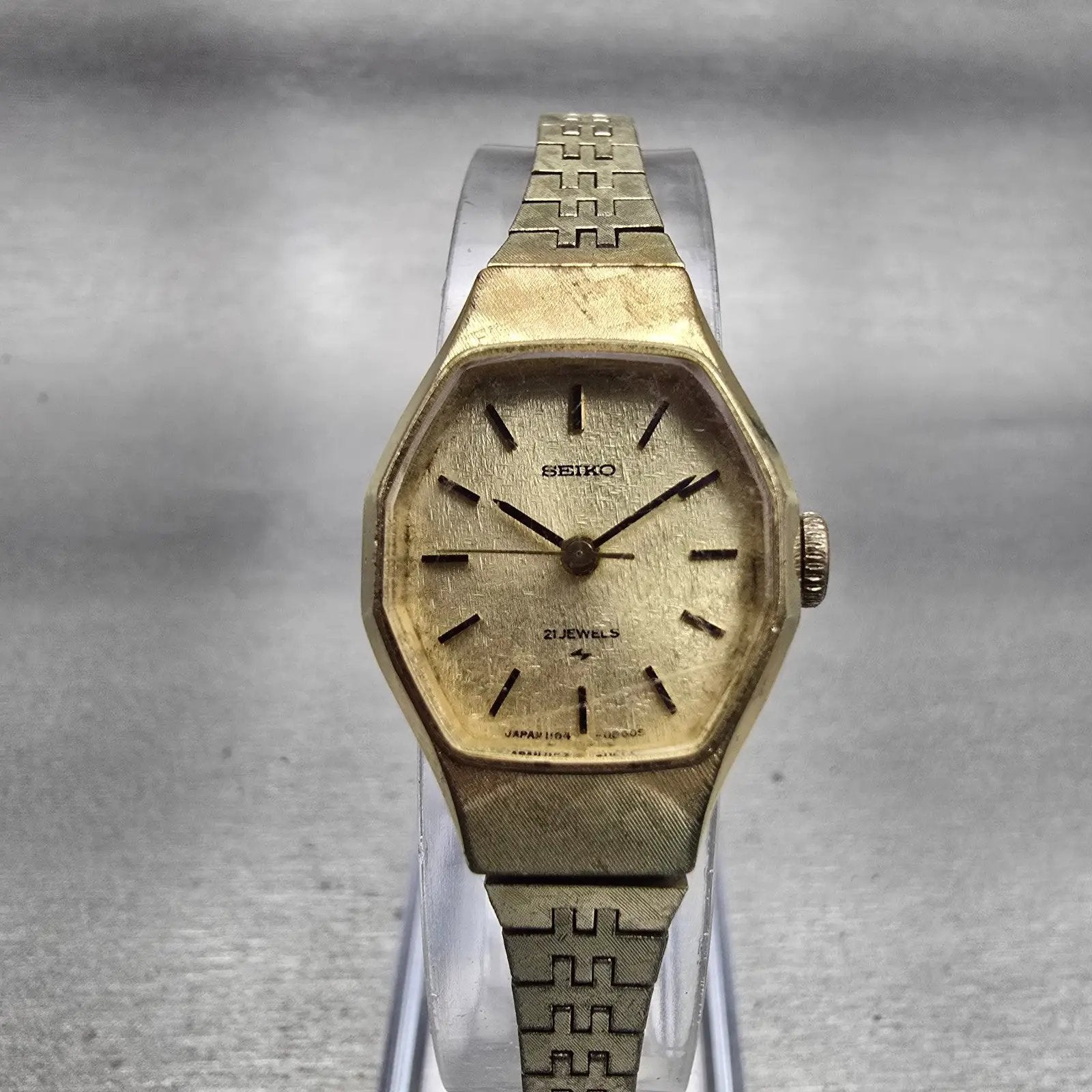 Seiko Watch Women 19mm Champagne Dial Gold Tone Octagon 1104-3390 Manual Wind0