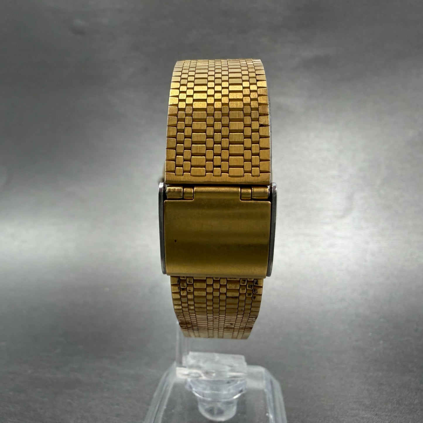 Seiko Majesta Watch Unisex 33mm Champagne Dial gold Tone 9061-7000 New Battery7