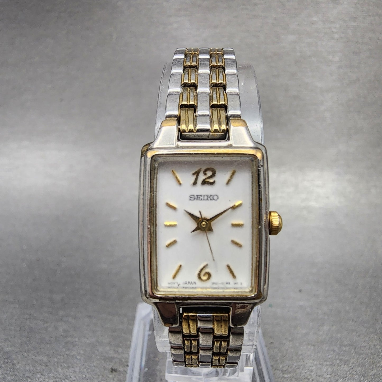 Seiko Tank Watch Women 16mm White Dial Two Tone Rectangle 1N010FH0 New Battery0