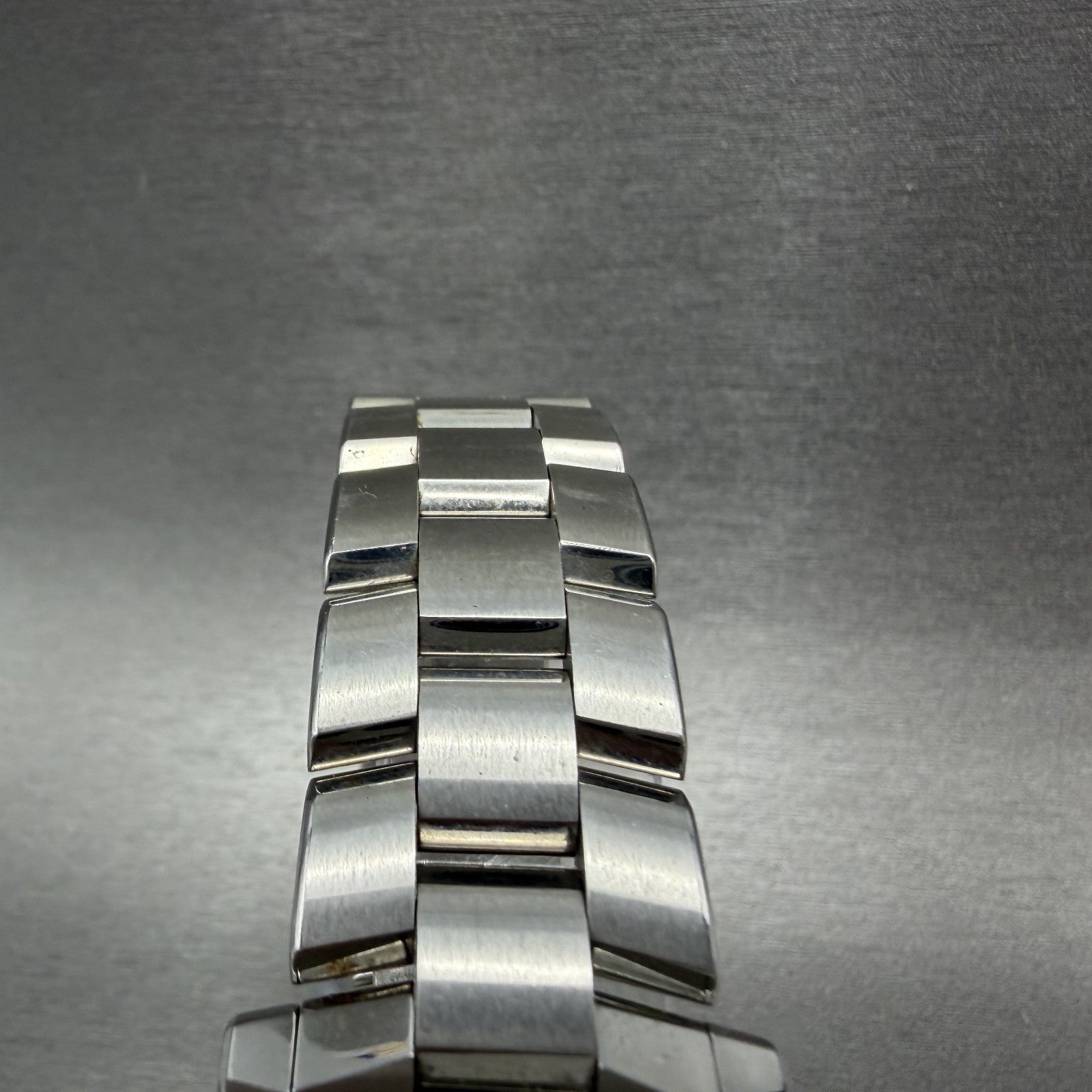 Movado Eliro Watch Women 22mm Black Dial Stainless Steel 84-C1-455A New Battery4