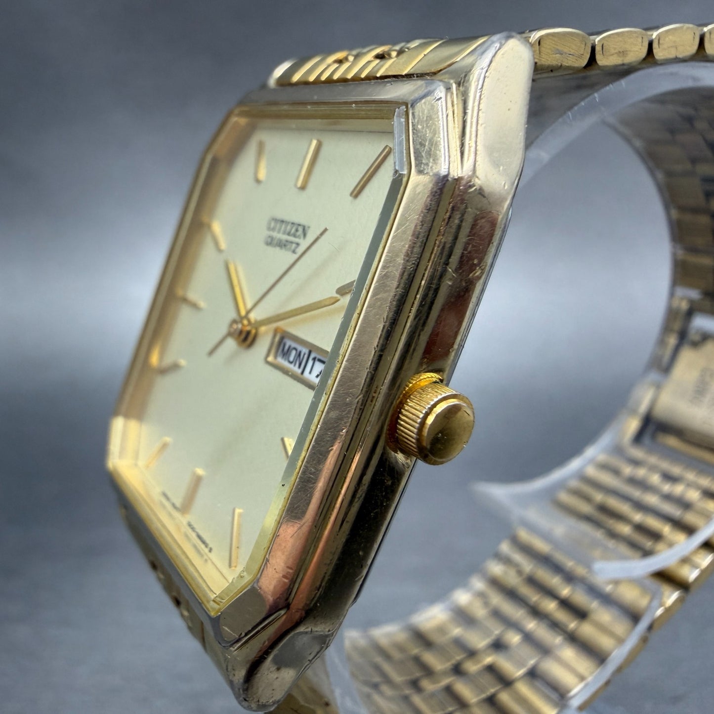 Citizen Tank Watch Men 27mm Champagne Dial Gold Tone Daydate 1000-S63863 New Bat2