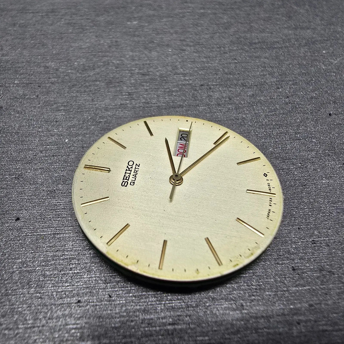 Seiko 5Y23A Quartz Movement Works Daydate W/Case And Hands Vintage7