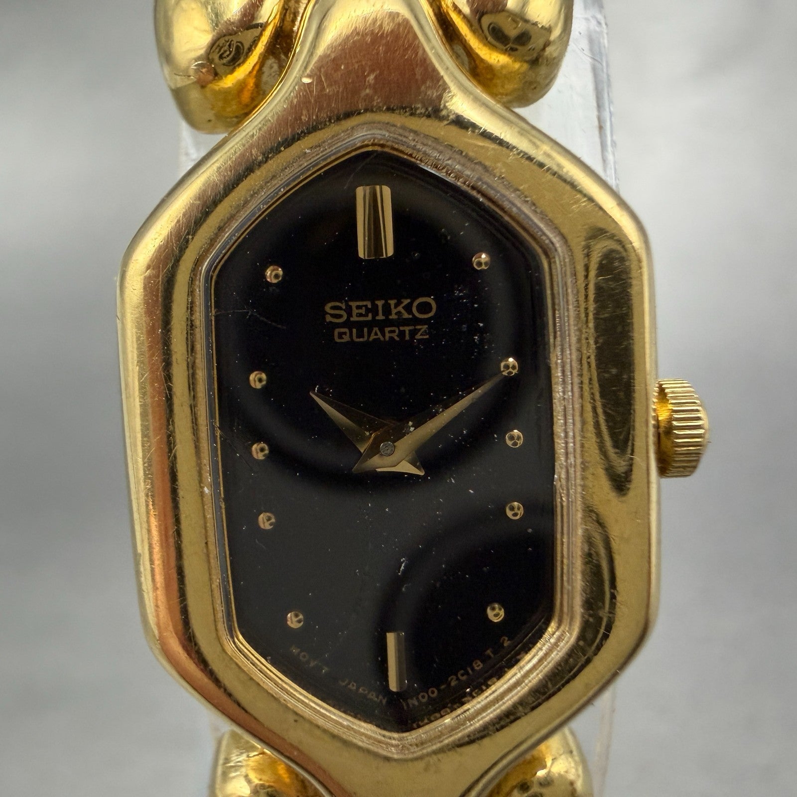 Seiko Watch Women 16mm Black Dial Gold Tone Hexagon 1N00-5G90 New BatteryVTG1