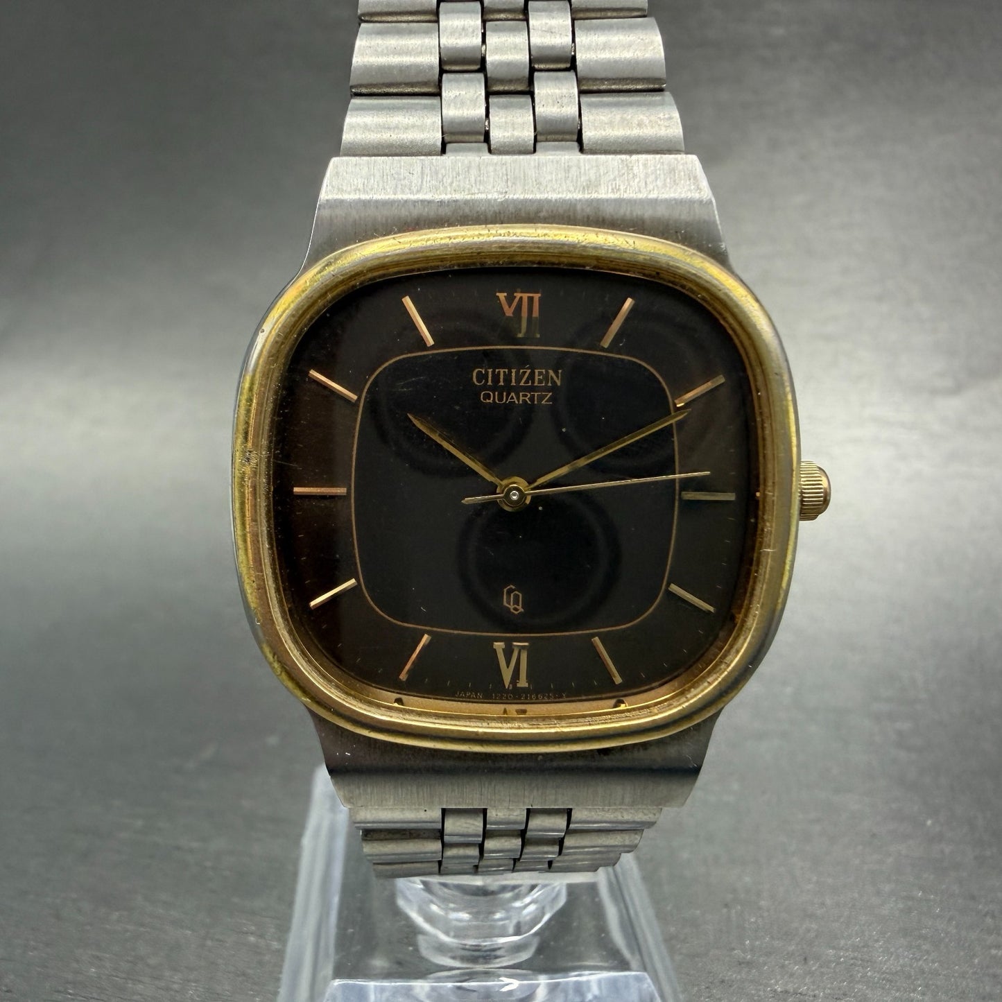 Citizen CQ Watch Men 32mm Brown Dial Two Tone Rectangle 1230-214528 New Battery0